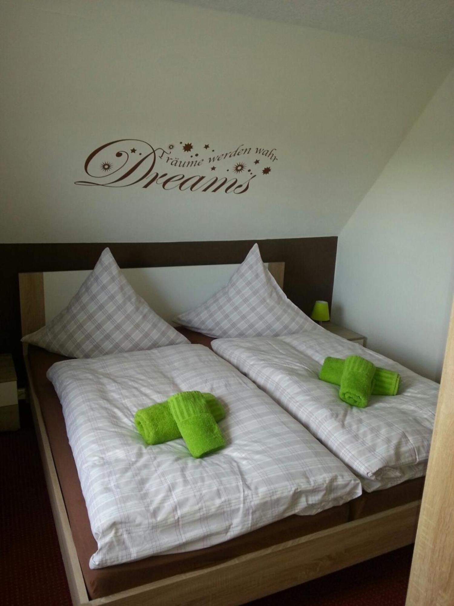 Ferienwohnung "Bittner" Altratjensdorf Buitenkant foto